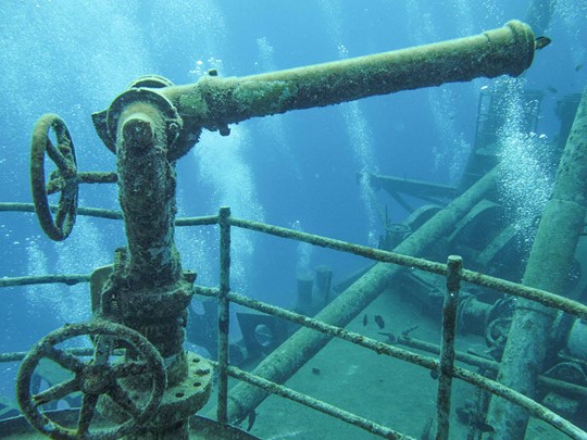 Effectuez une plongée dans l'un des fameux spots de la région: l'Epave de l'USS liberty