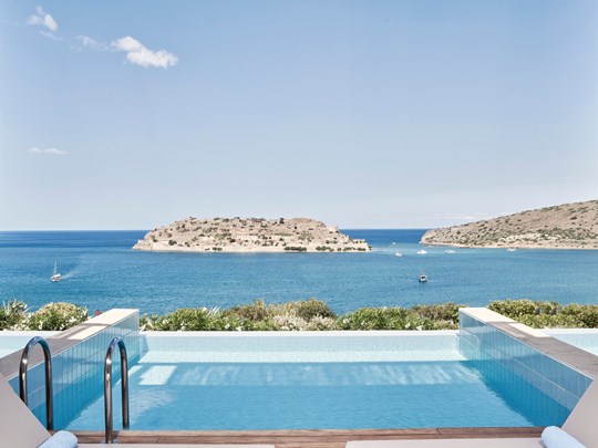 Superior Bungalow Private Heated Pool Seaview