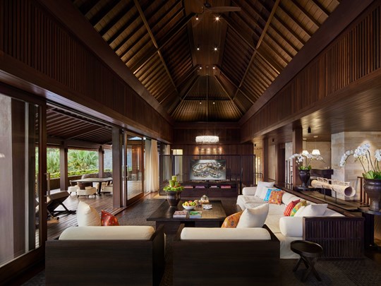 Three-bedroom Mansion