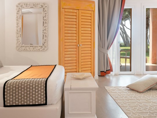 Junior Suite Partial Sea View