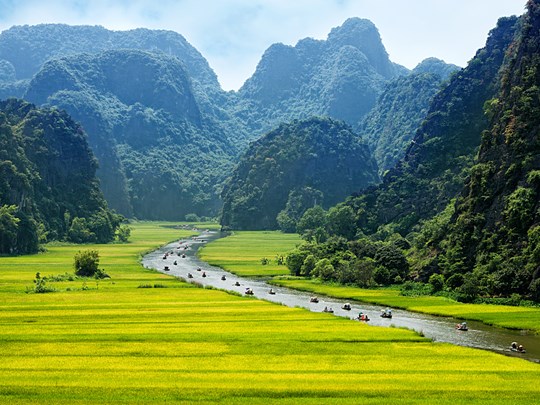 Des pitons karstiques de Ninh Binh