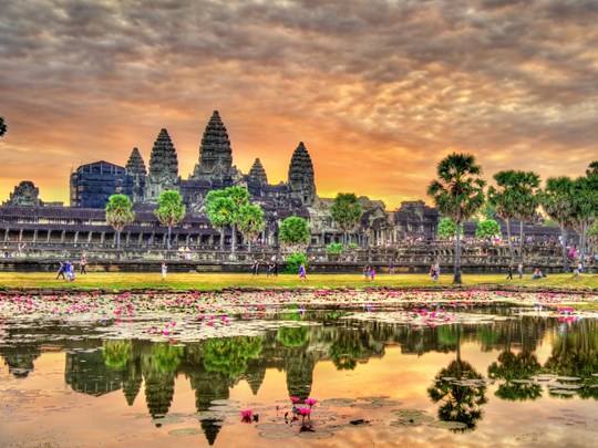 Angkor Wat au lever du soleil