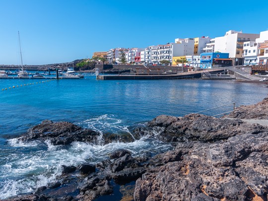 Vue du port de la ville de La Restinga à El Hierro, îles Canaries