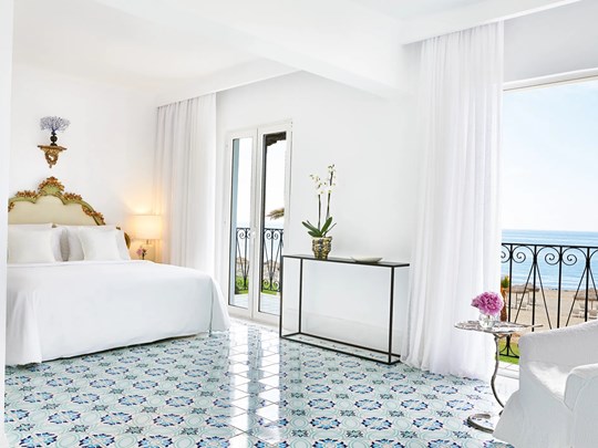 3-Bedroom Beach Villa Seafront