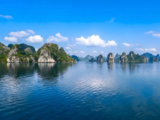 La baie d’Halong, classée au patrimoine mondial de l’UNESCO