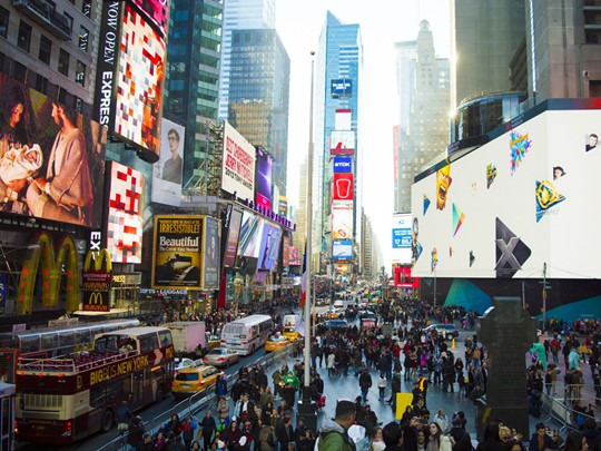 Laissez-vous enivrer par l'effervescence de Times Square, à New York.