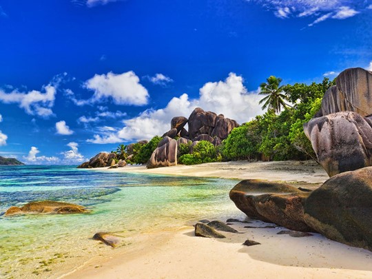 De toutes les îles seychelloises, La Digue est probablement celle qui incarne le mieux l'image de carte postale qu'évoque l'archipel