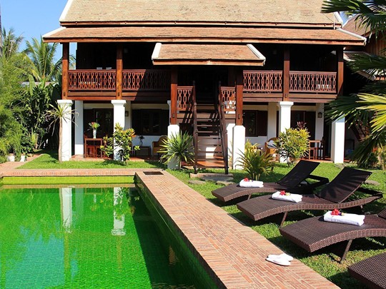 Séjournez à la Villa Maydou située en plein coeur du centre historique de Luang Prabang