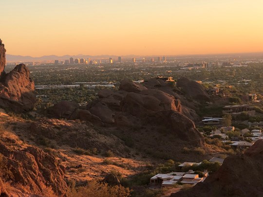 Phoenix est la capitale et la plus grande ville d'Arizona