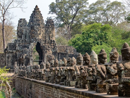 Visitez les temples d'Angkor