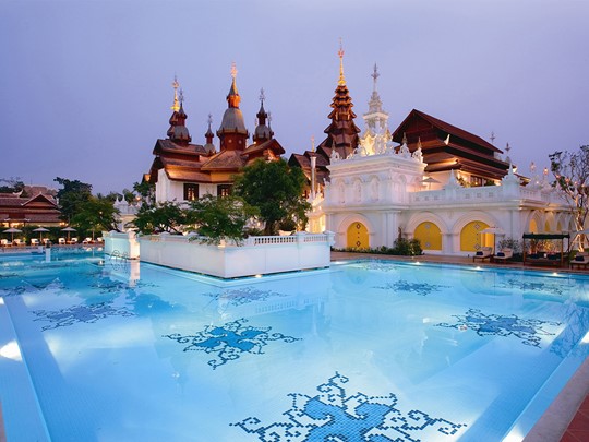 La piscine de l'hôtel Dhara Dhevi en Thailande