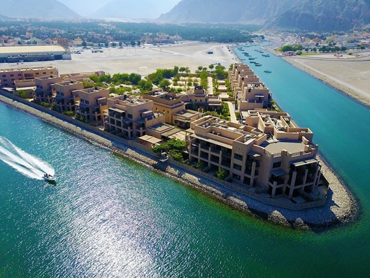 Séjournez à l'Attana Musandam Resort