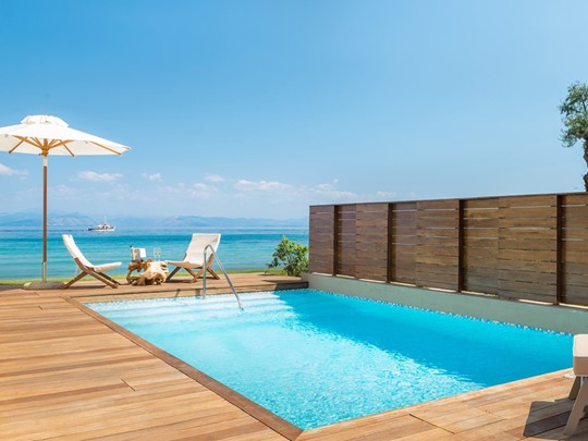 Pavilion Suite Waterfront with Private Pool