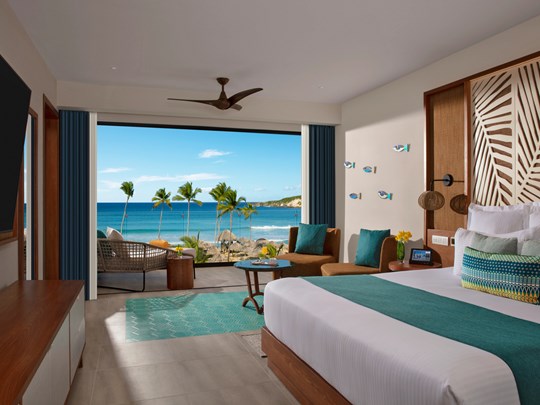 Preferred Club Master Suite Ocean Front - Adult Only