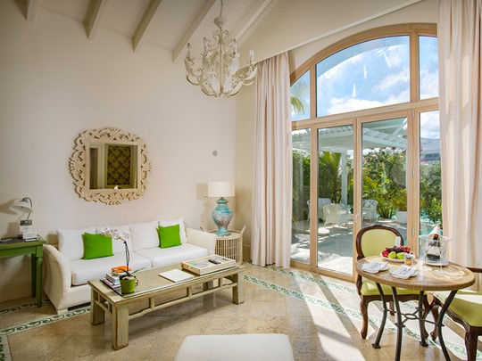 Luxury Pool One Bedroom Suite