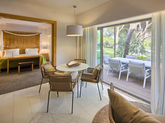 Deluxe Garden Suite