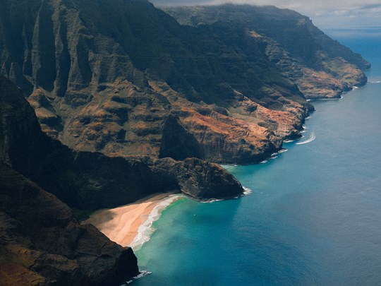 Plages secrètes, eaux turquoise à Hawaii 