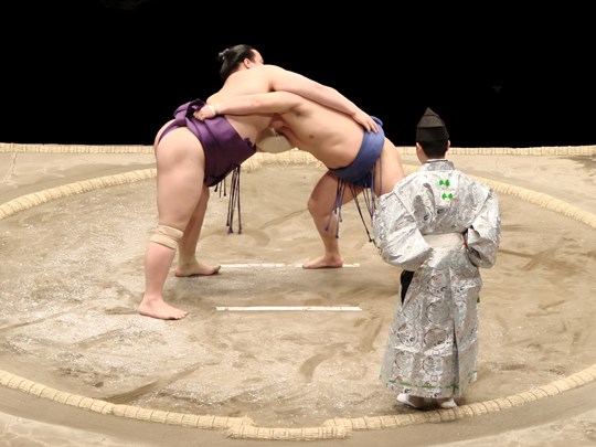 Une rencontre privilégiée avec l'univers du sumo traditionnel