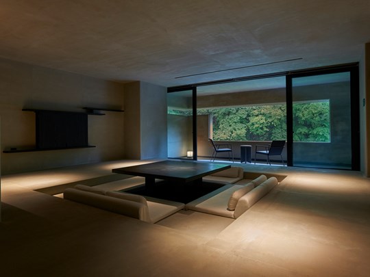 Modern Suite Room