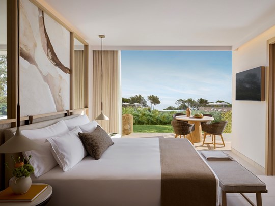One Bedroom Suite Private Garden View