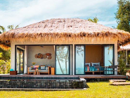 Beachfront Pool Villa