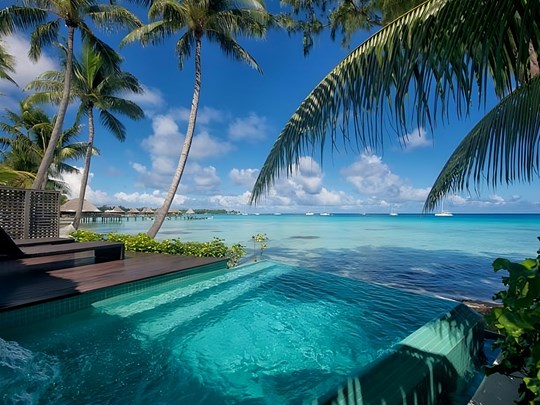 Deluxe Beach Bungalow with Pool