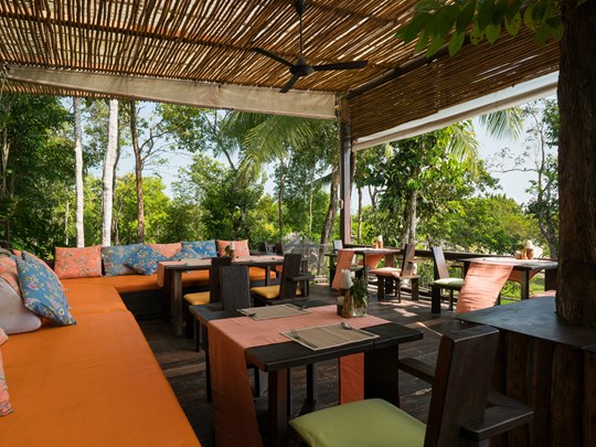 Rafraîchissez vous au Jakkrajan Bar