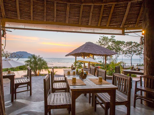 Khayee Restaurant vous offre une magnifique vue sur la mer