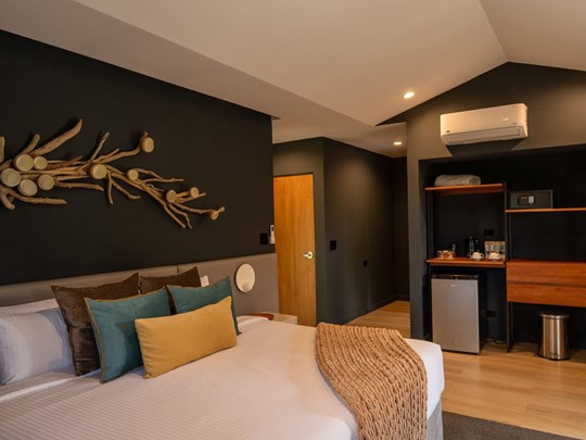 Forest King Room