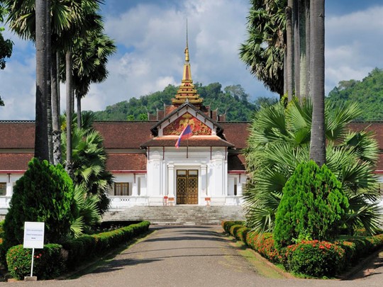 Visitez l'ancien Palais Royal de Luang Prabang, désormais musée national