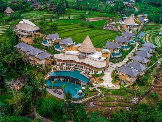 Superbe hôtel niché dans les rizières