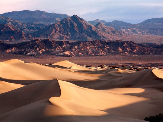 Les étendues de sable de la Vallée de la Mort