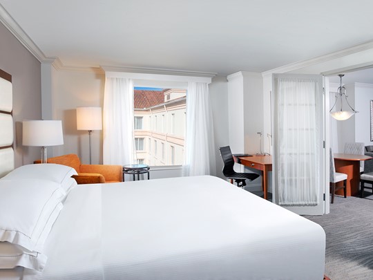 Doubletree Suites by Hilton suite Bedroom