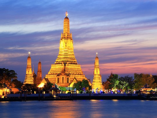 Un des temples emblématiques de Bangkok; Le Wat Arun