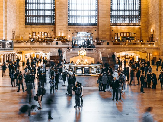 Dirigez-vous au Grand Central, où se trouve le plus beau et grand marché de Noël de la ville