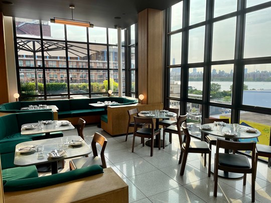 Grandes baies vitrées pour admirer Manhattan