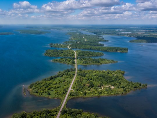 Long Sault Parkway, la route qui traverse Mille-îles