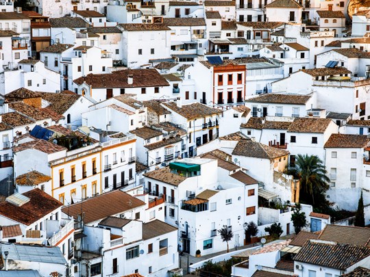 Découvrez les maisons blanches de Setenil de las Bodegas