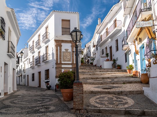 Montez les marches de ce merveilleux village andalou
