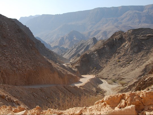 La route menant vers le Wadi Suwayh