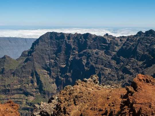 Montez au point culminant de La Réunion, le Piton des Neiges