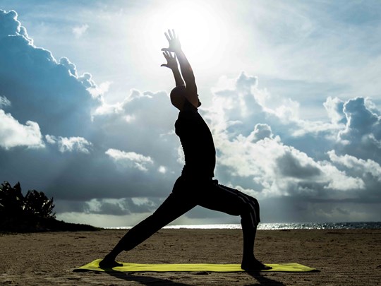 Séances de yoga sur la plage