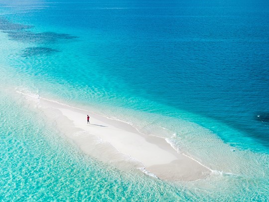 Atolls aux plages de sable blanc