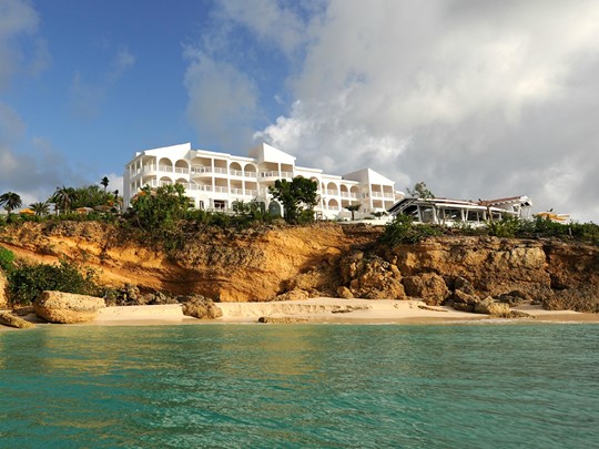 Vue du Malliouhana, un boutique-hôtel situé sur la côte ouest d'Anguilla