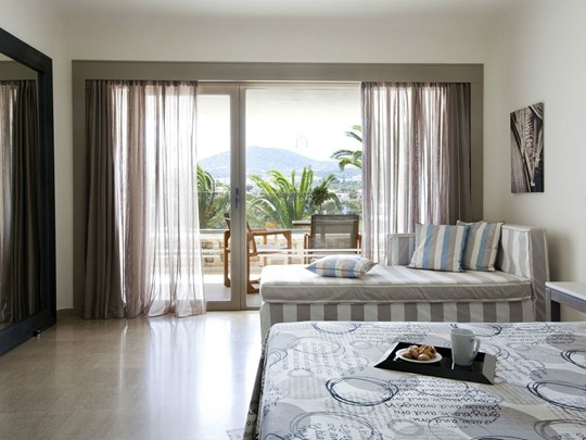 Upper-Deck Sea View Room