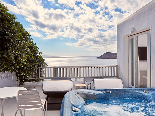 Premium Sea View room with outdoor Jacuzzi®