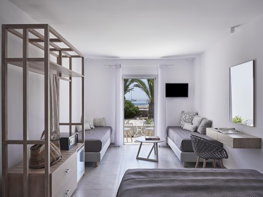 Des chambres lumineuses au style cycladique 
