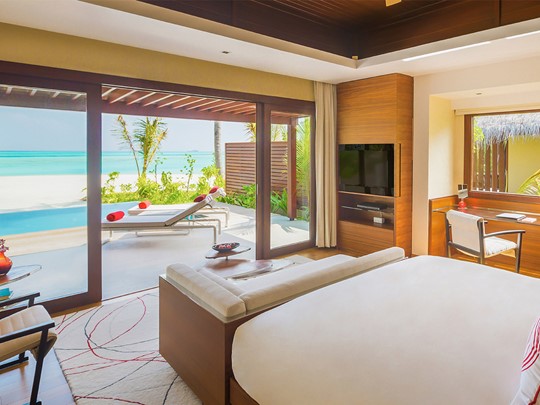 Family Beach Pool Villa