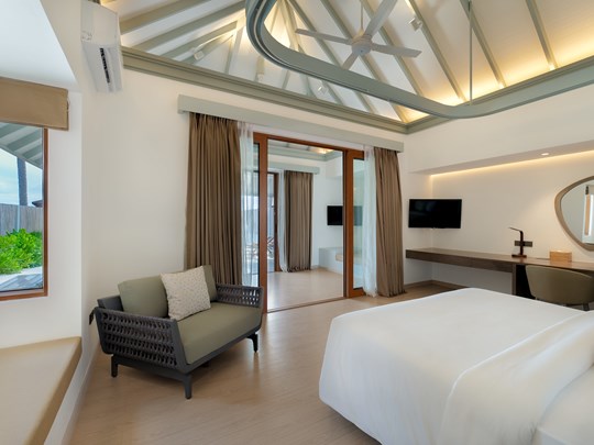 Grand Beach Suite with Pool