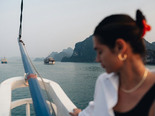 Voguez sur la baie d'Ha Long